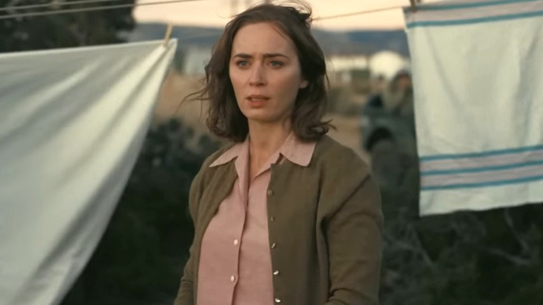 Emily Blunt Learned About Her Oppenheimer Oscar Nomination At A Crappy  Moment